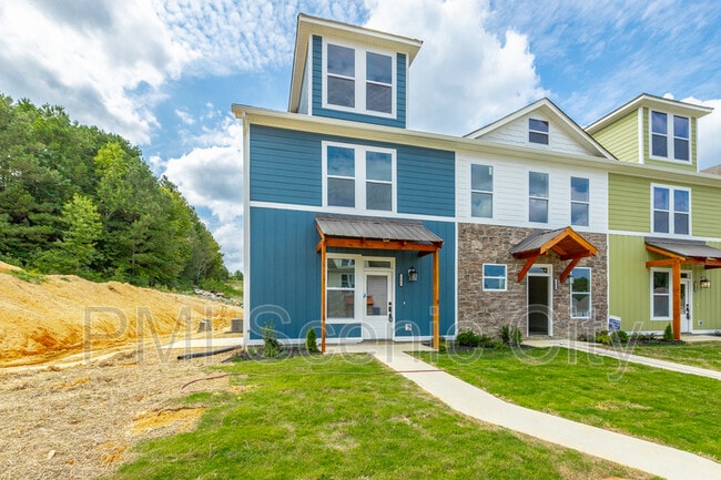 Building Photo - 1908 Cypress Ln