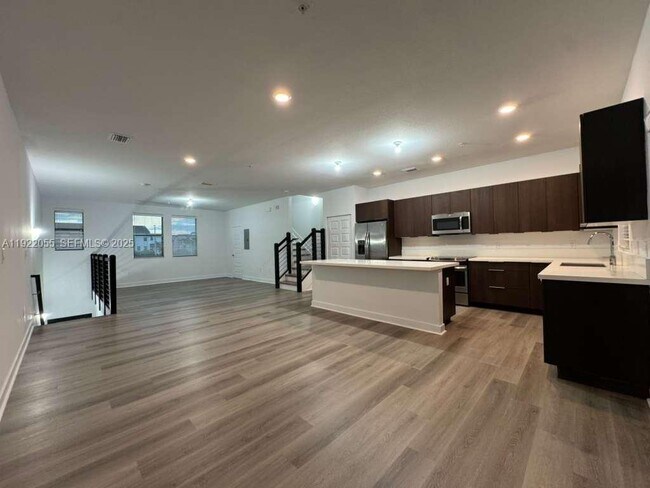 Building Photo - 10473 NW 82nd St