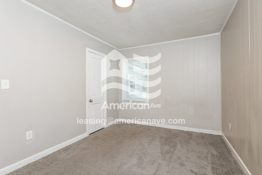 Building Photo - 340 Audubon Pl