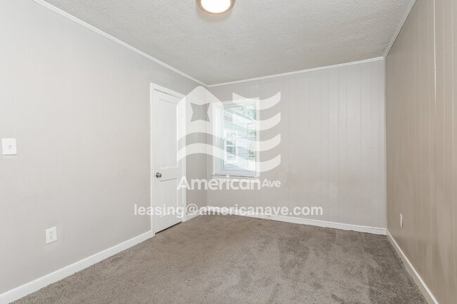 Building Photo - 340 Audubon Pl