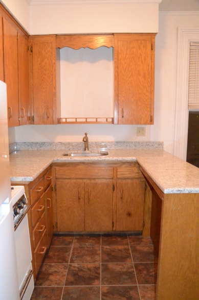 Building Photo - 34 Fountain St