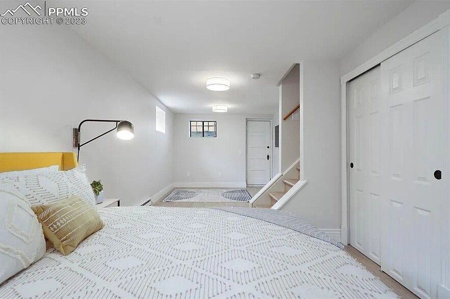 Building Photo - 1706 Arbor Way