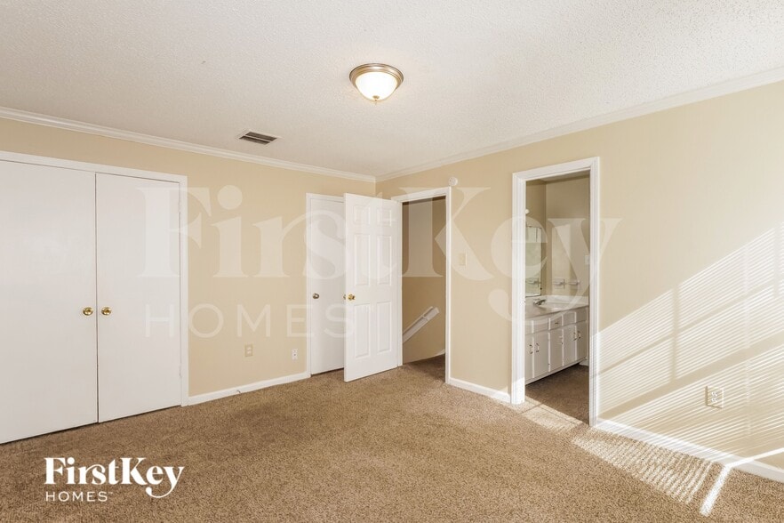 Building Photo - 5966 Anchuca Cove