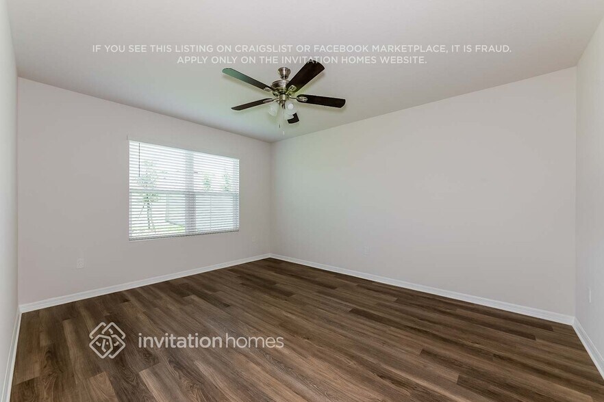 Building Photo - 8021 Majestic Palms Ct