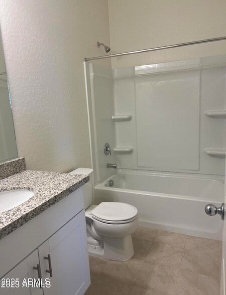 Building Photo - 1565 E Kingman Pl