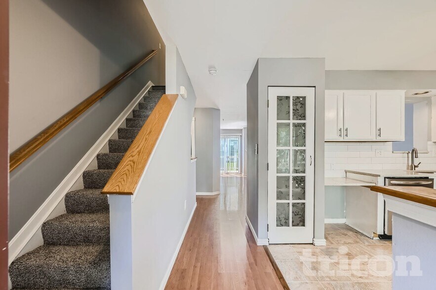 Building Photo - 6603 Polynesian Ln