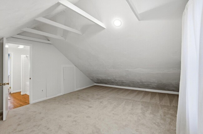 Building Photo - 2695 Bellwood Ave