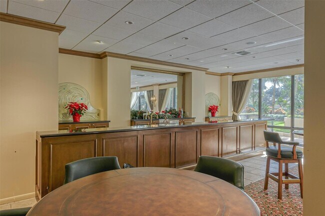 Building Photo - 5000 N Ocean Blvd