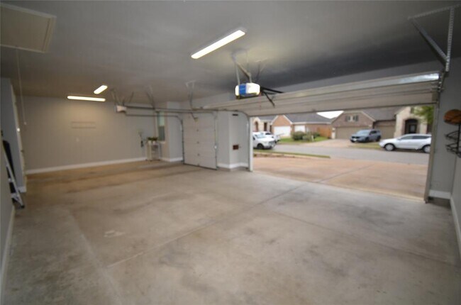 Building Photo - 20400 Horned Owl Trail