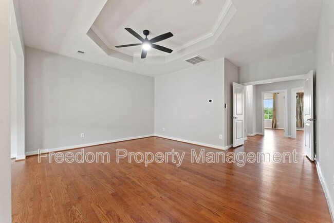 Building Photo - 42524 Rowderbury Sq