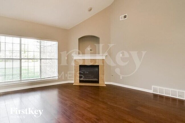 Building Photo - 5013 Gertrude Dr