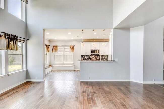 Building Photo - 20913 Mandrake Dr