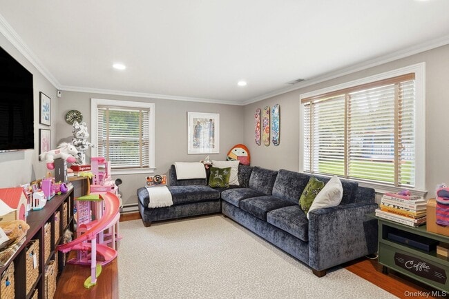 Building Photo - 221 Mamaroneck Rd