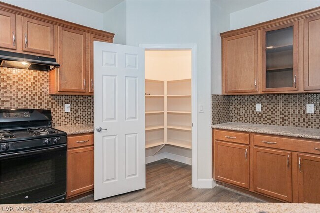 Building Photo - 971 Huntington Cove Pkwy