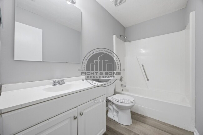Building Photo - 1824 Seay Ct