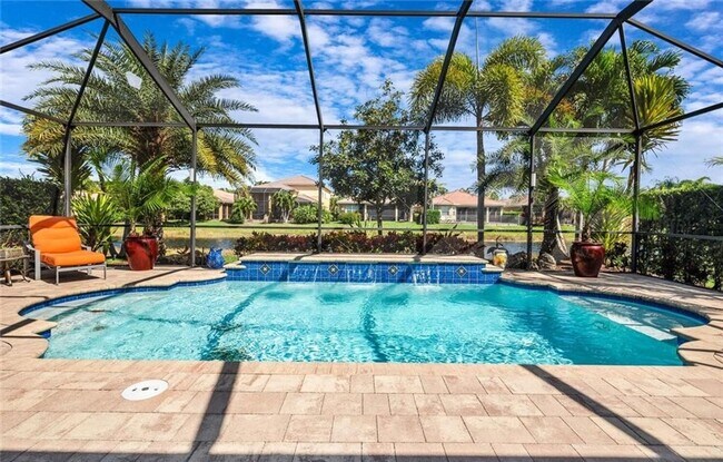 Building Photo - ***STUNNING FURNISHED/ UNFURNISHED ANNUAL*...