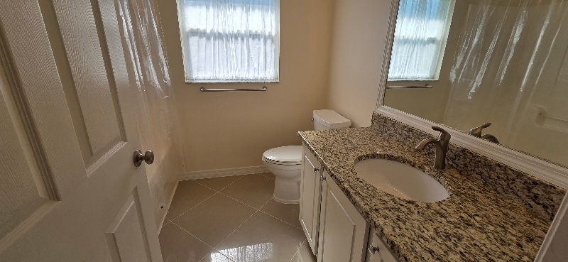 Building Photo - 3925 Agualinda Blvd