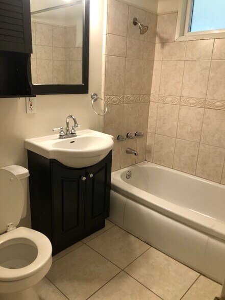 Bathroom - 5775 Bertrand Ave