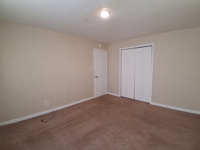 Building Photo - 111 Grace-