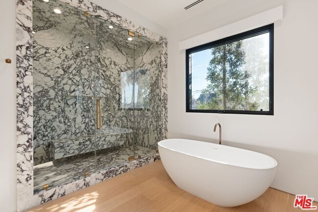 Building Photo - 6258 Drexel Ave