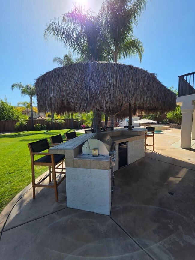 Building Photo - Gorgeous Entertainers Dream Home