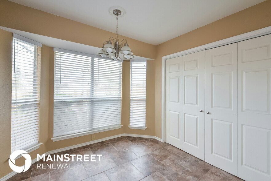 Building Photo - 14919 Tropical Wind Dr