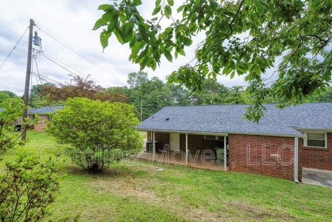 Building Photo - 130 Pleasant Dr