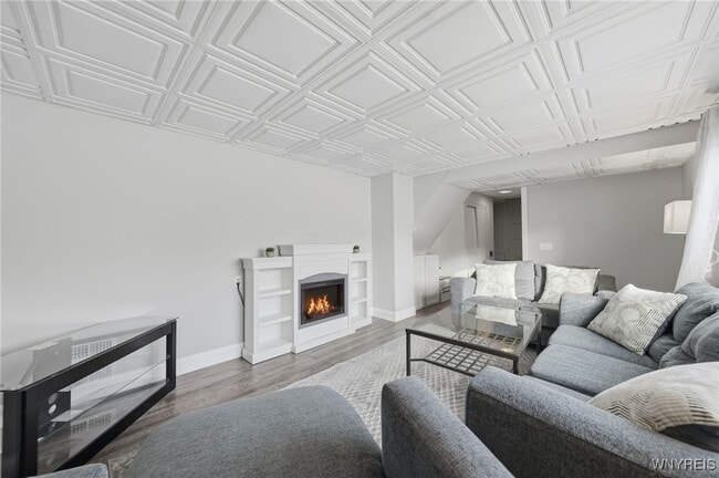 Building Photo - 151 Conant Dr