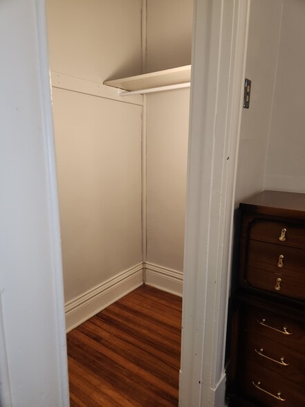 Building Photo - 1216 Jacob St