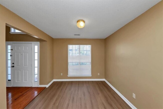 Building Photo - 1260 Crestridge Ln