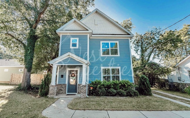 Primary Photo - 2532 Washington St