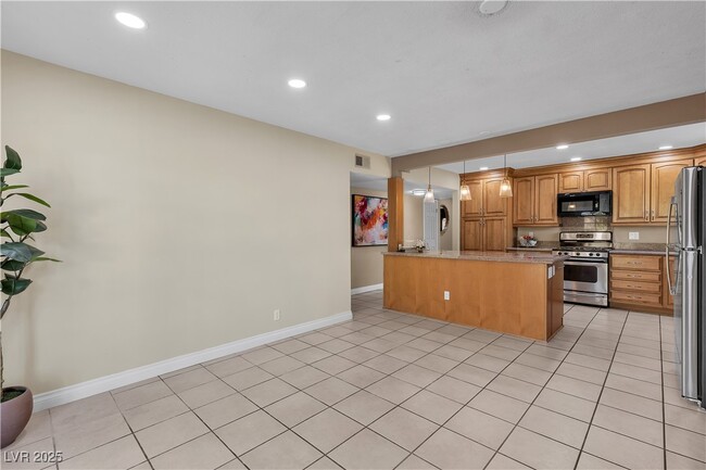 Building Photo - 7604 Charles Conrad Cir