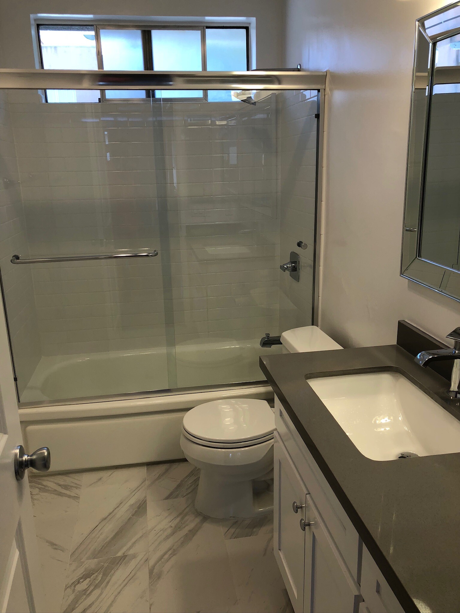 Bathroom 2 - 11130 Huston St