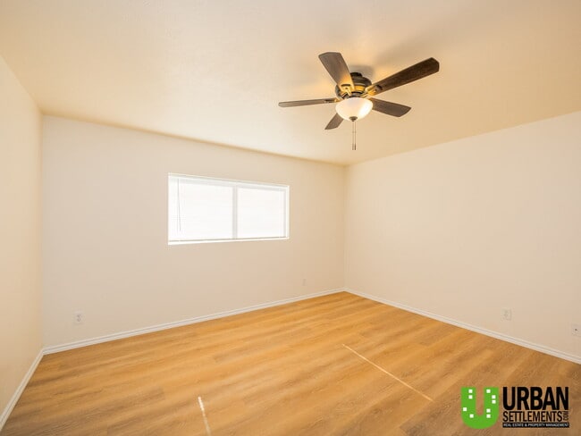 Building Photo - 3531 E Upriver Dr