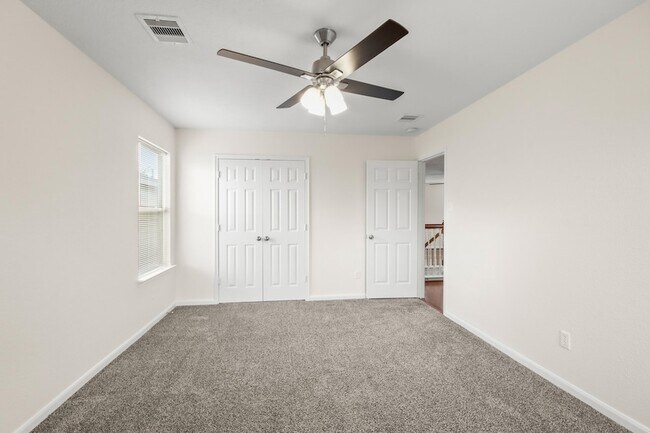Building Photo - 255 Silky Leaf Dr