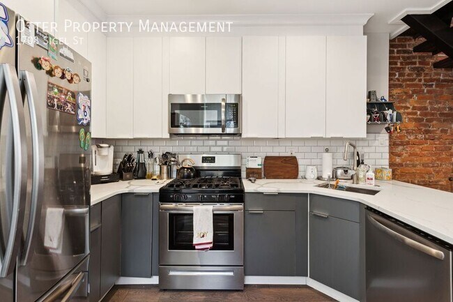 Building Photo - 1708 Sigel St