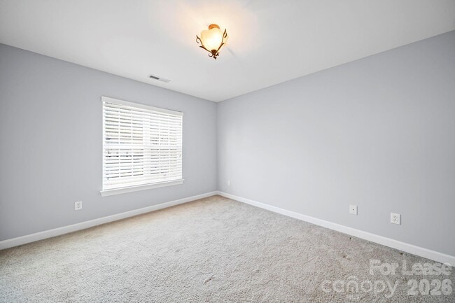 Building Photo - 704 Springwood Dr