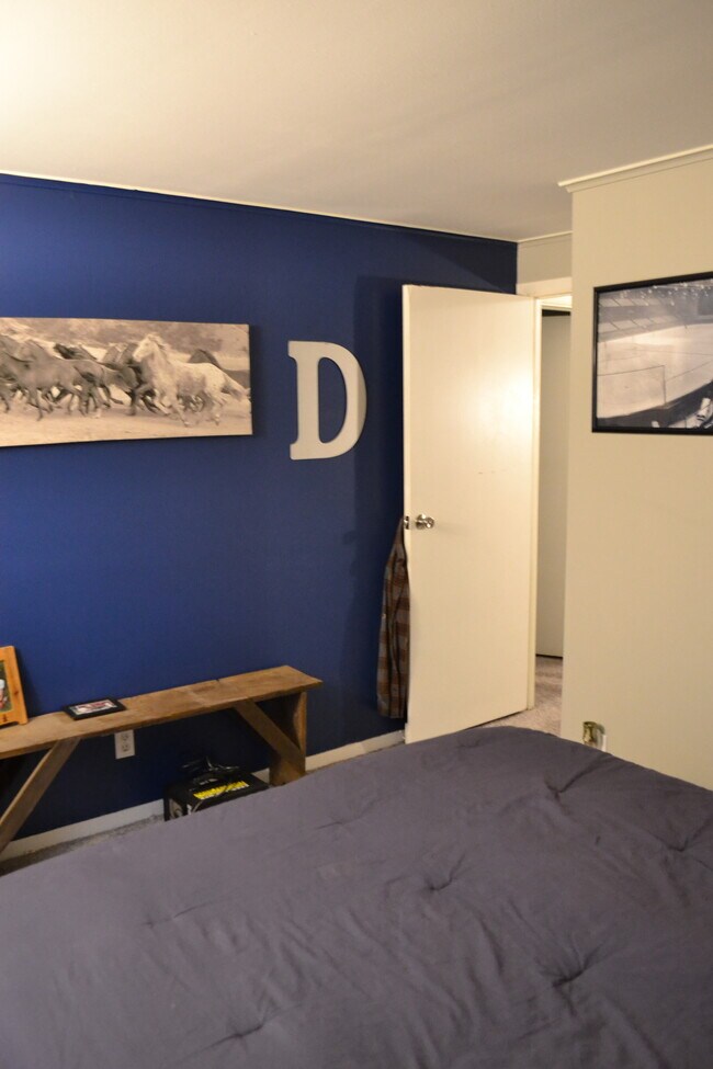 Building Photo - 8914 Trotter Lane # A