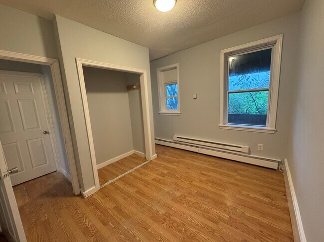 Building Photo - 133 Hungerford St