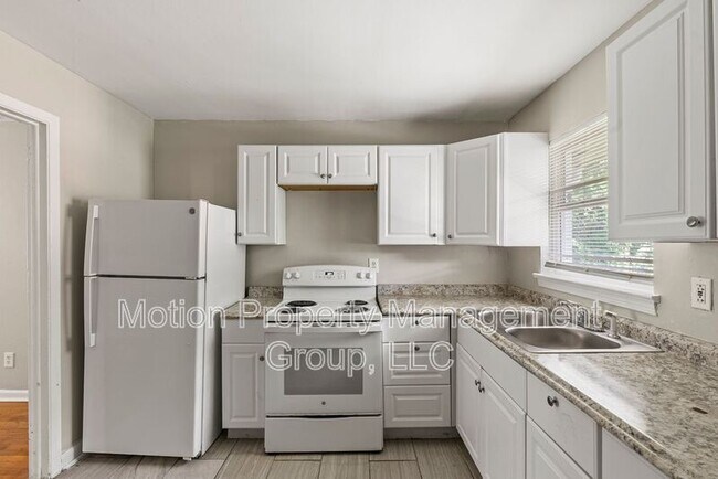 Building Photo - 1595 Carlisle St NW