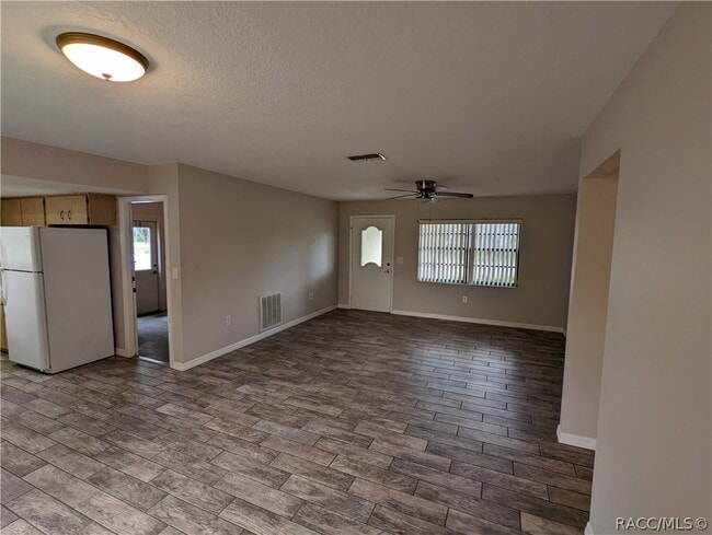 Building Photo - 5267 W Homosassa Trail