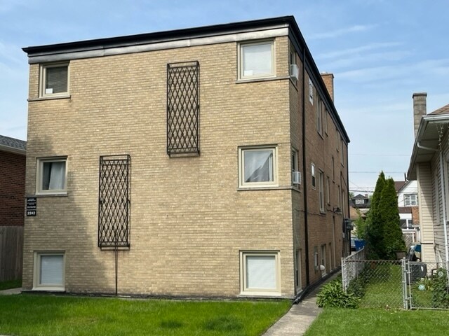 Building Photo - 2242 73rd Ave
