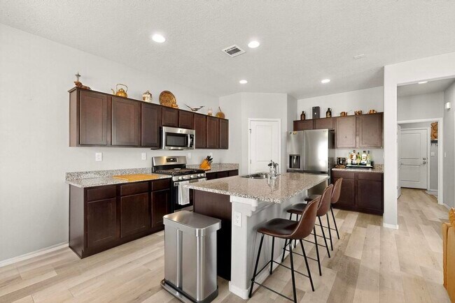 Building Photo - 9609 Sage Ranch Ct