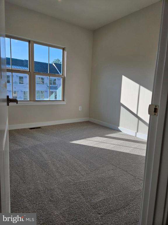 Building Photo - 7118 Bighorn Rd