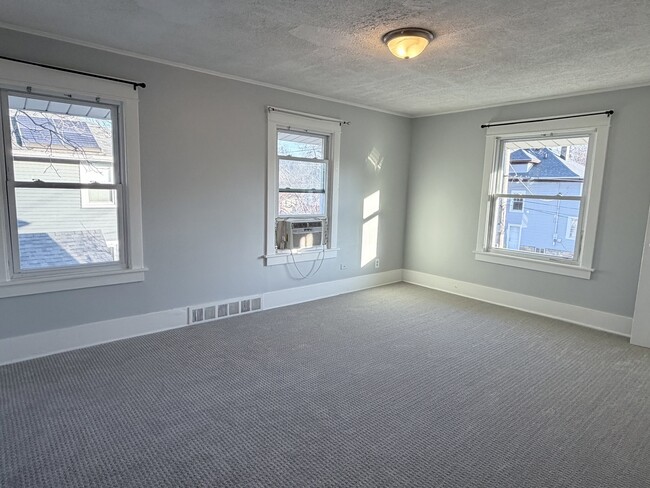 Building Photo - 349 W Illinois Ave