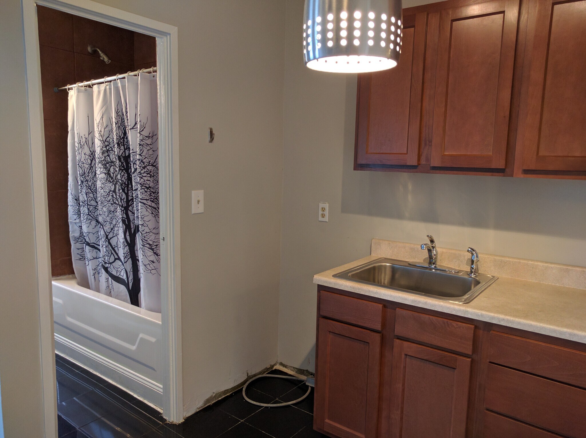 Building Photo - 1001 St Paul St