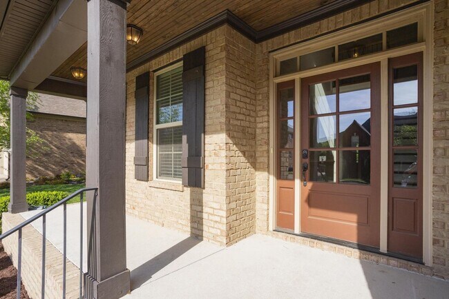 Building Photo - 7002 Brindle Ridge Way