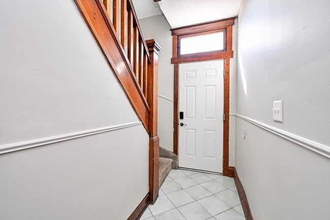 Building Photo - 5107 Hunter Ave