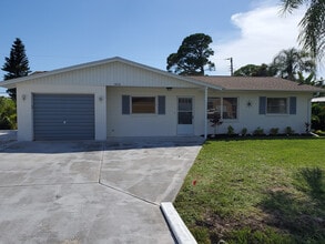 Building Photo - 4872 Nautilus Rd