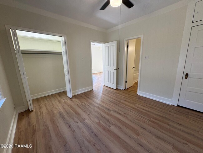 Building Photo - 524 Cedar Crest Ct